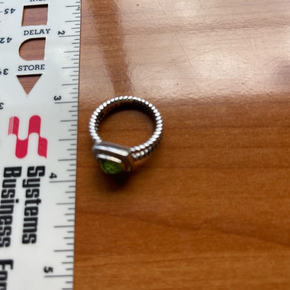 David Yurman Peridot & diamond ring - Picture 9 of 9